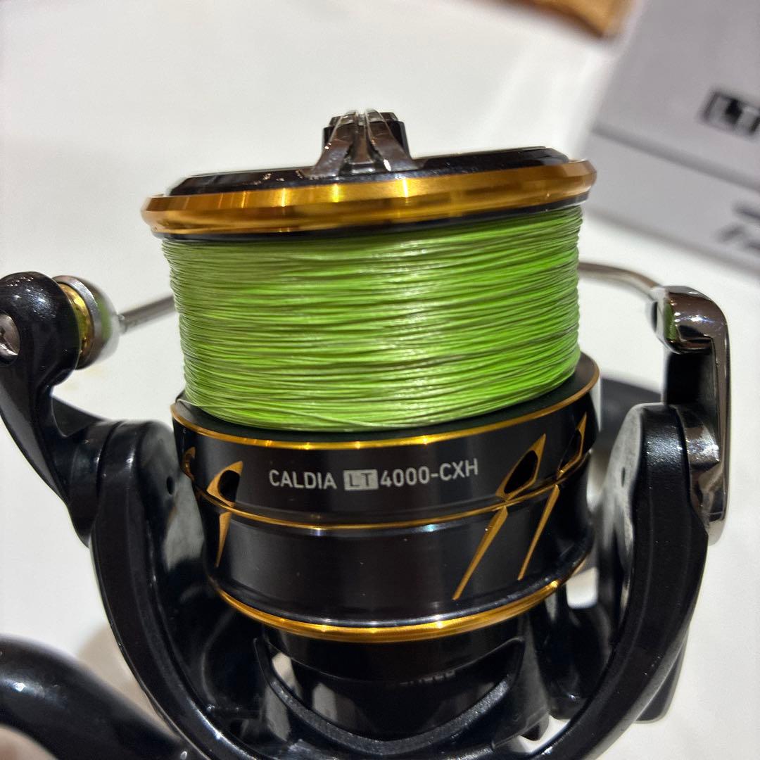 美品ダイワ　21 カルディア LT 4000-CXH DAIWA CALDIA