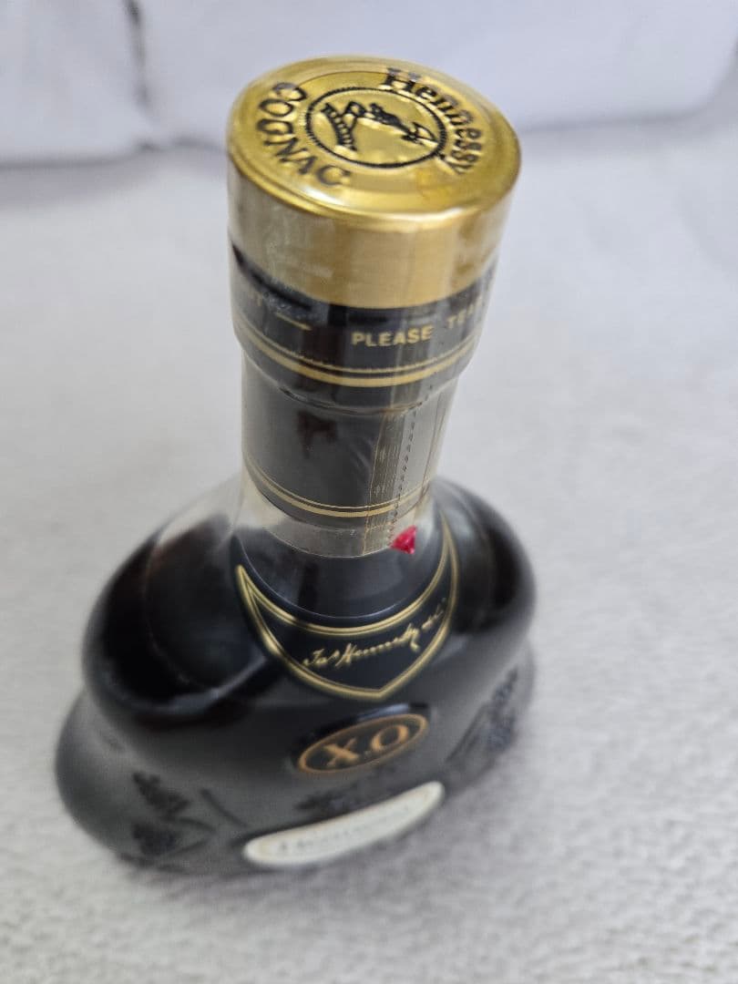 洋酒3本セット　Hennessy XO，バレンタイン12年，オールドパー　未開栓