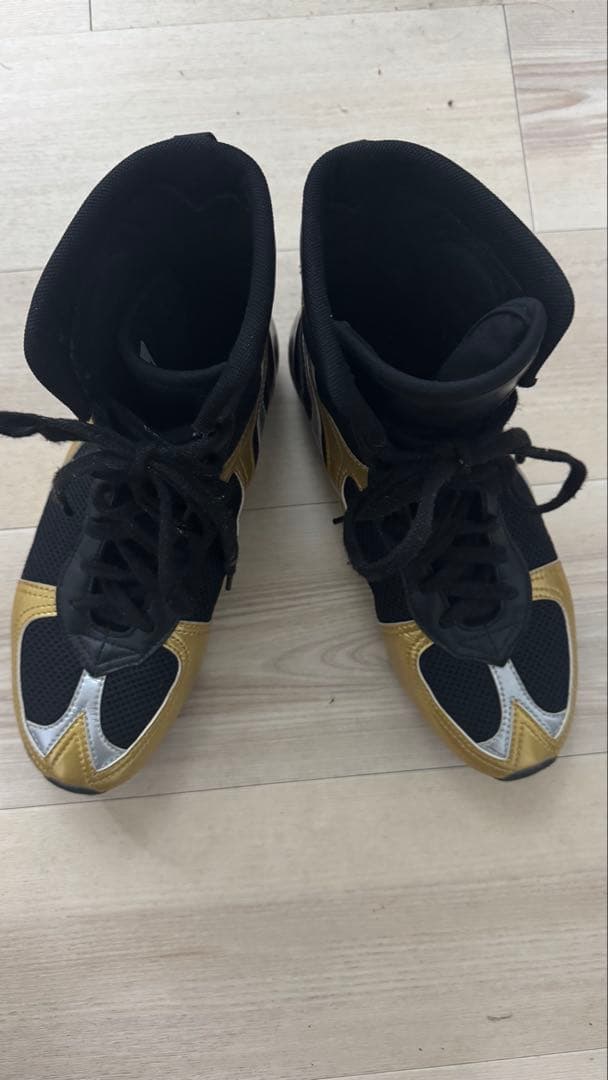 ボクシングシューズ ハイカット 黒/金/銀