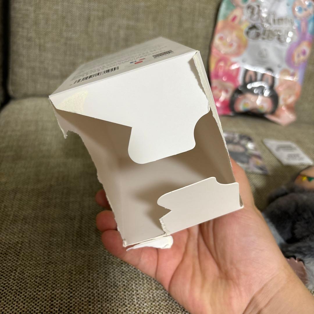 labubu ラブブ　シークレットカラー