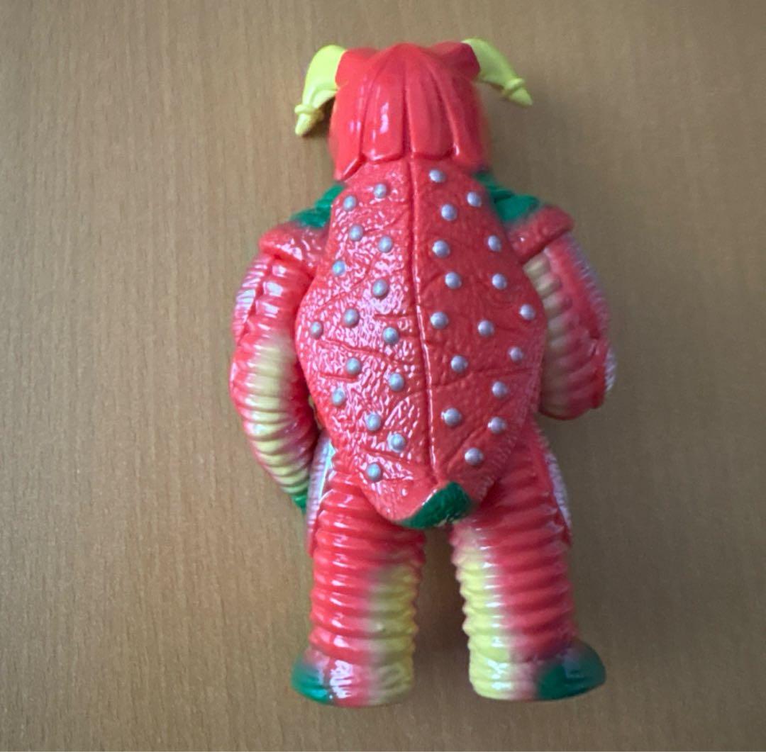 ウルトラマン怪獣　Artverse アートソフビシリーズ　ゼットン　海外限定