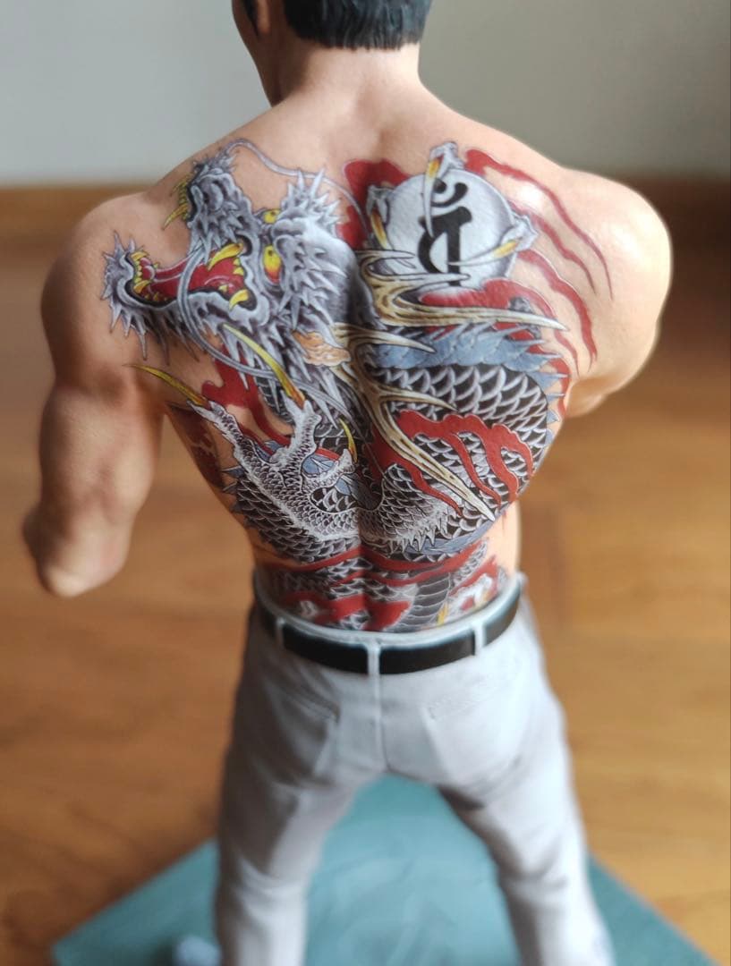 龍が如く CHOCOBO 桐生一馬 フィギュア