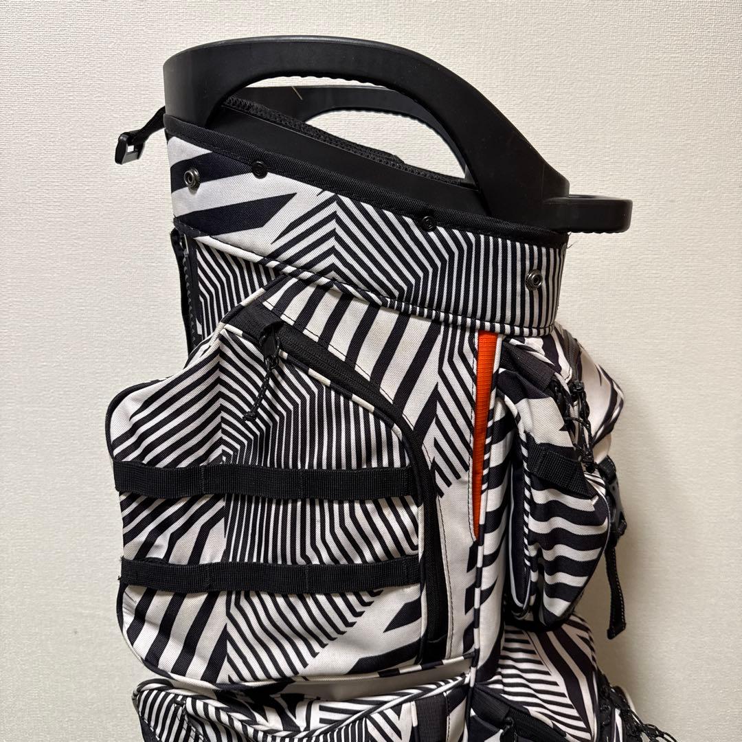 OGIO オジオ キャディバッグ 2.7kg 14分割 軽量 ゼブラ柄