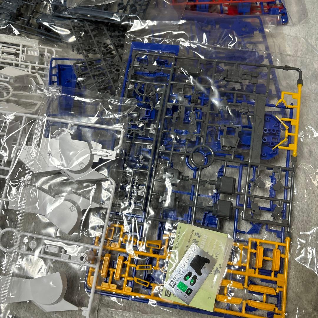 ガンプラ　MG 1/100 フルアーマーzzガンダム　一部組済み