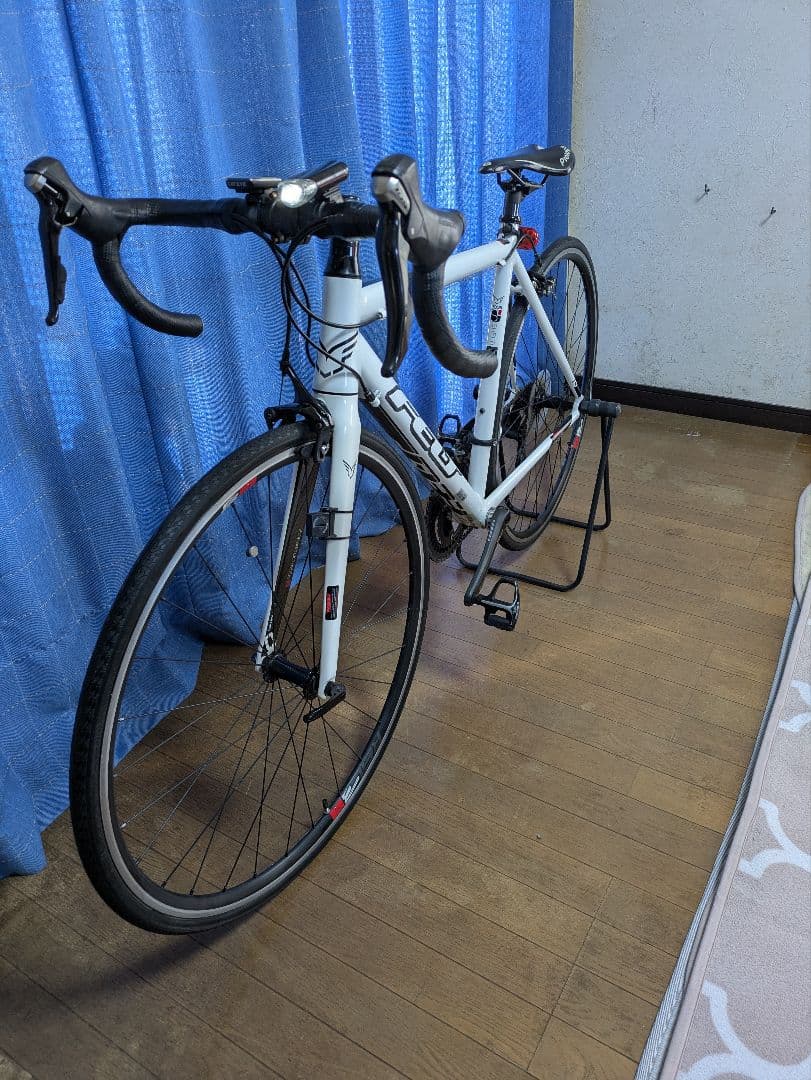 FELT F75ロードバイク 2016年式　スタンド付き