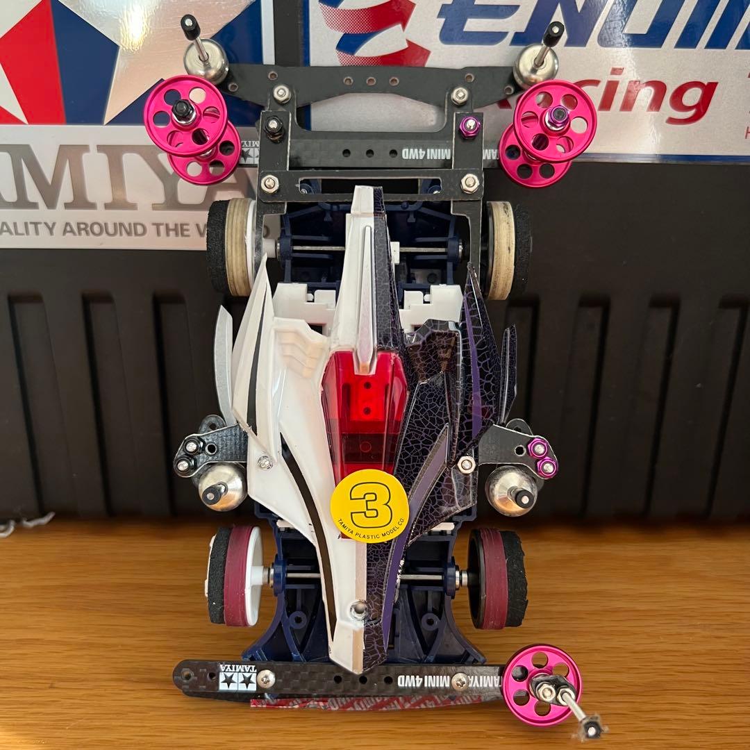 ■ ミニ四駆　完成品　加工　アバンテ　仮面ライダーダブル　ファング・ジョーカー風