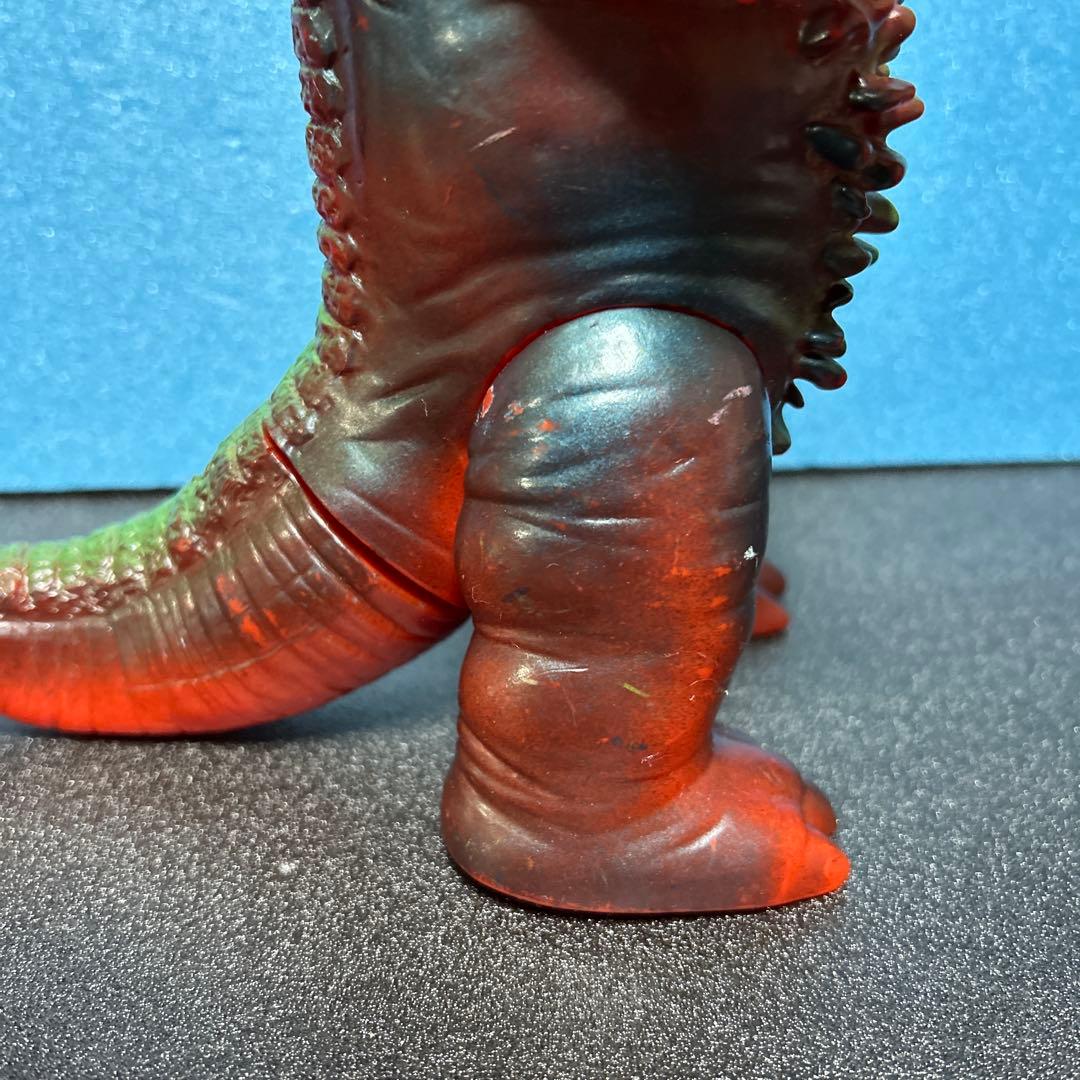 ブルマァク　ゴモラビンテージソフビ