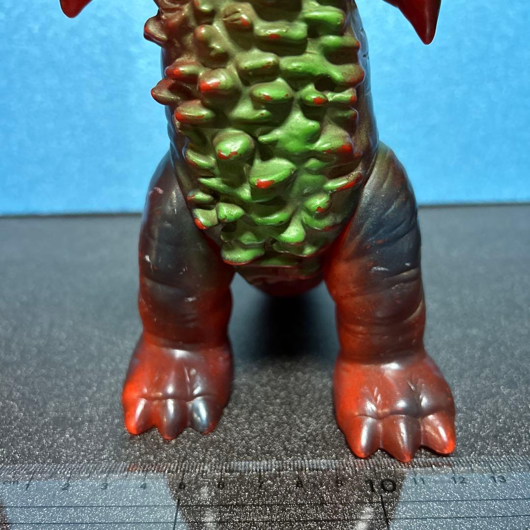 ブルマァク　ゴモラビンテージソフビ