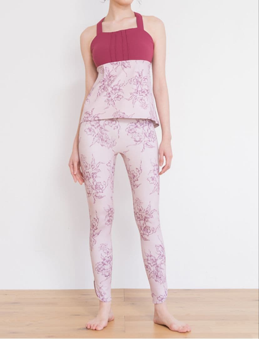 スカーラ　ヨガウェア　上下セット