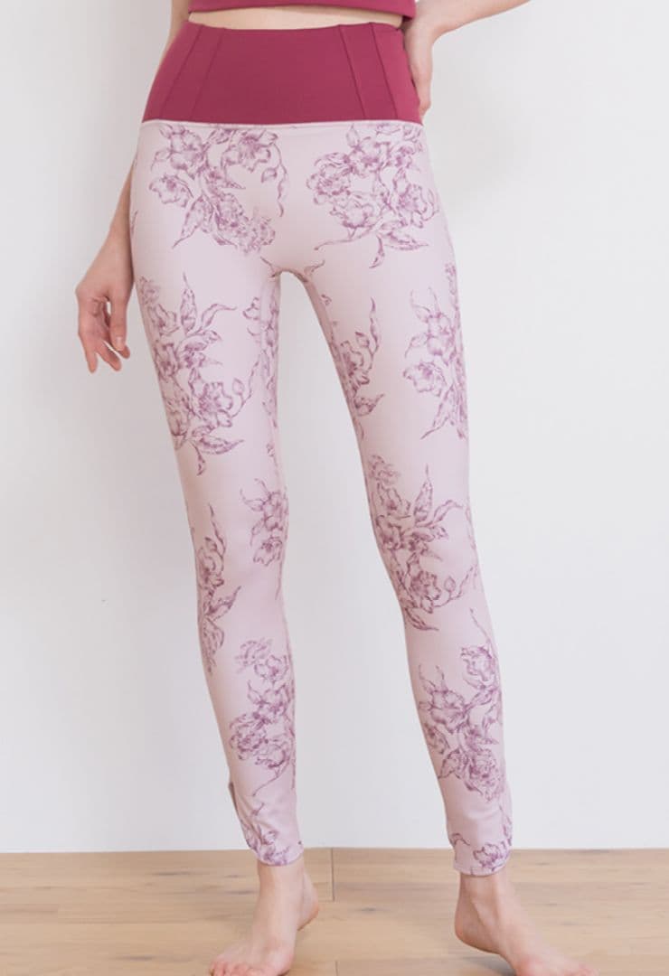 スカーラ　ヨガウェア　上下セット