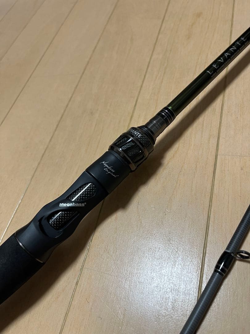 Megabass レヴァンテ　F4-68LV 2P
