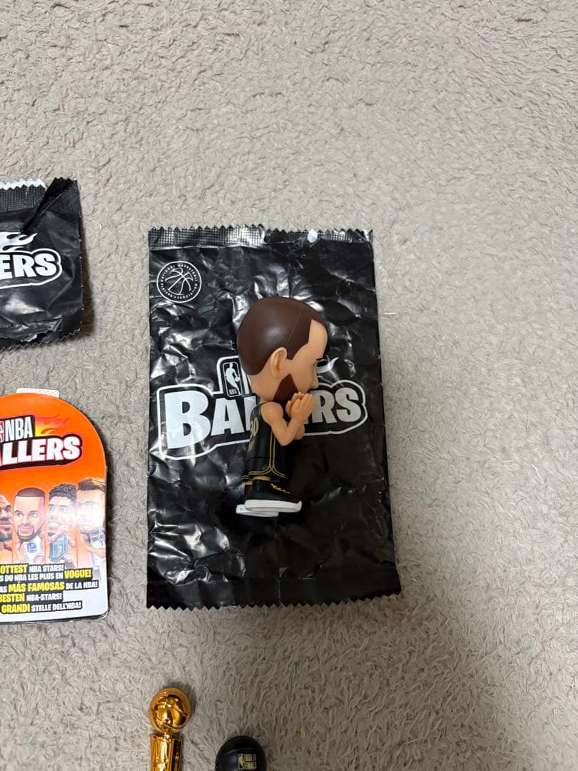 NBA BALLERS SERIES ステフィンカリー　ヤニスアデトクンボ