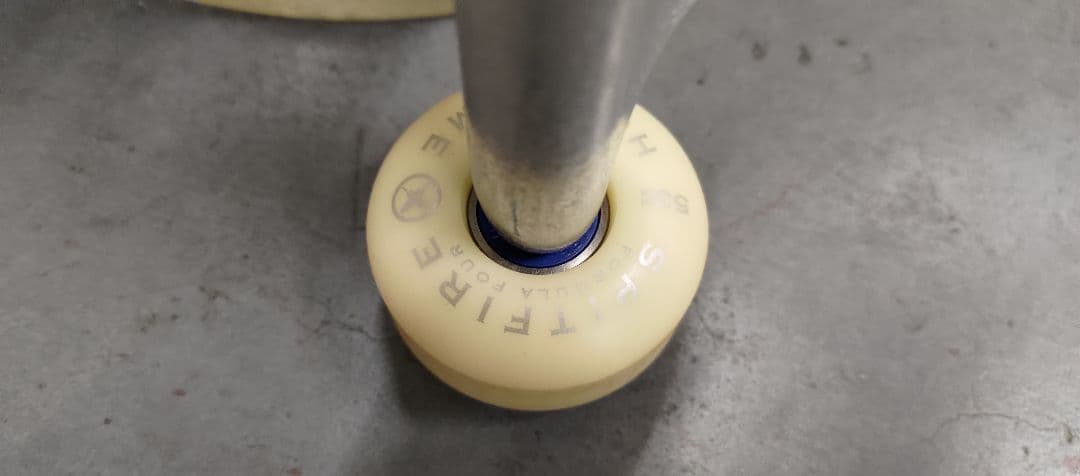 FROG skateboards コンプリートスケートボード