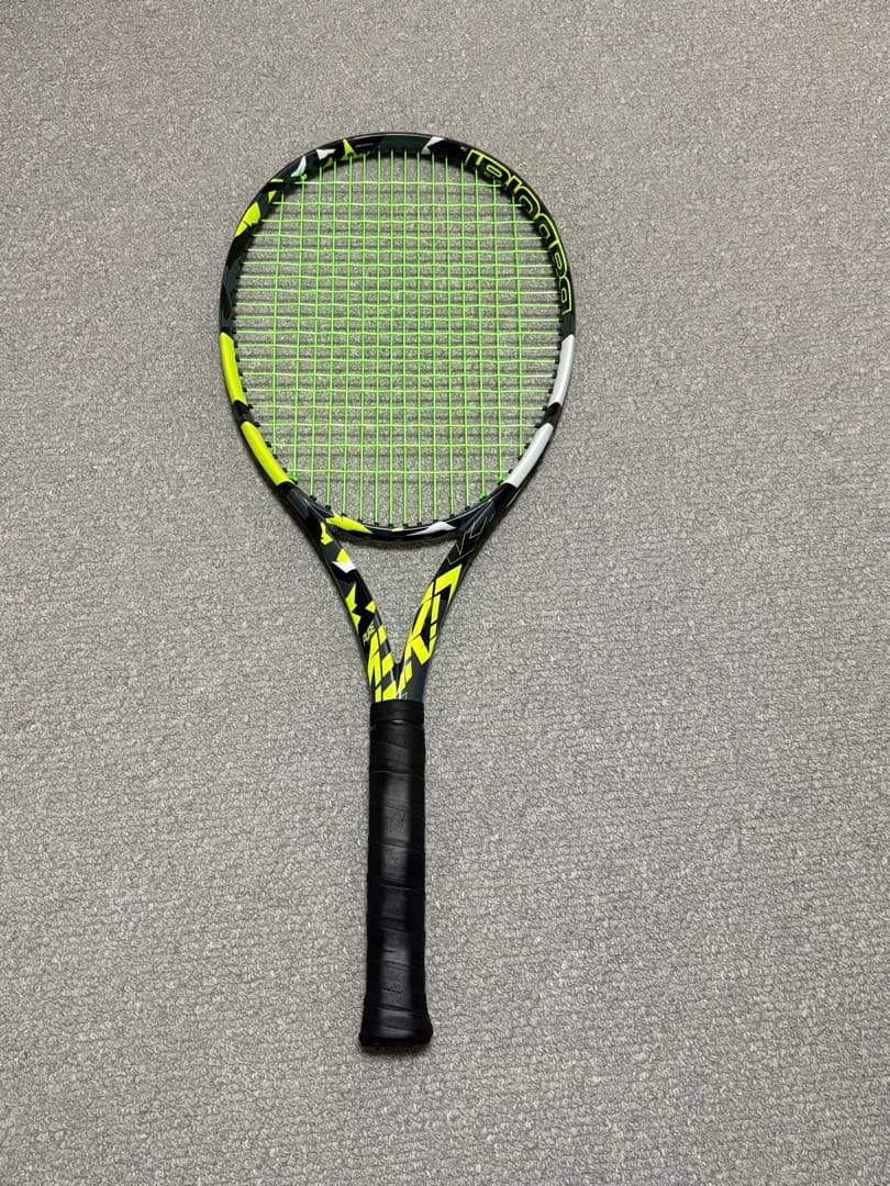 Babolat ピュアアエロ　テニストピア