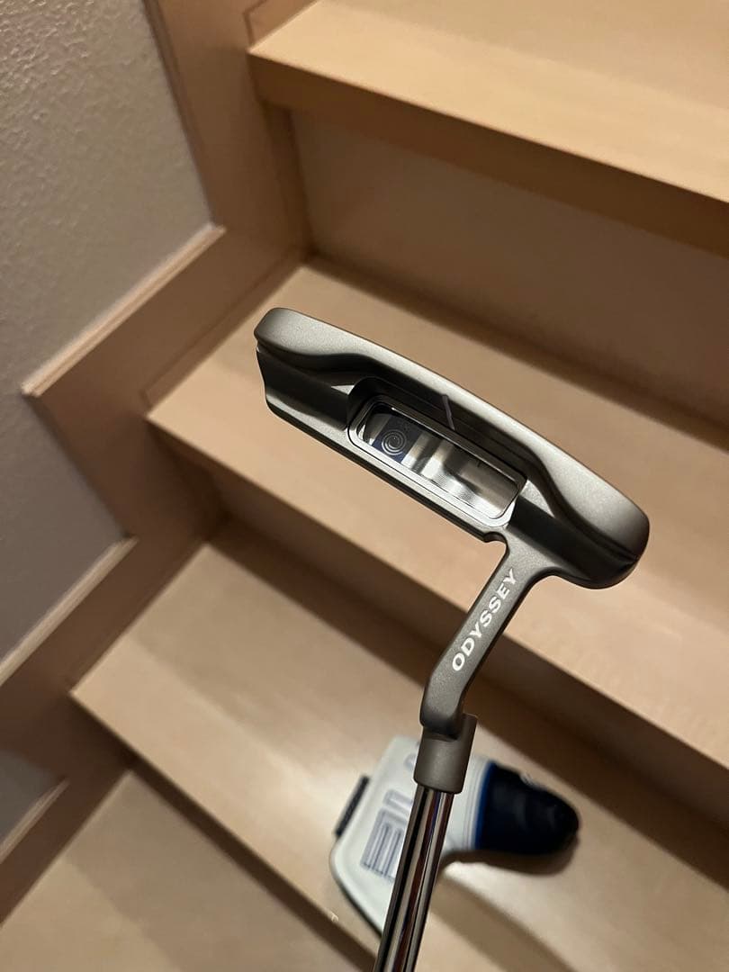 オデッセイ Ai-ONE SILVER パター 2025年モデル