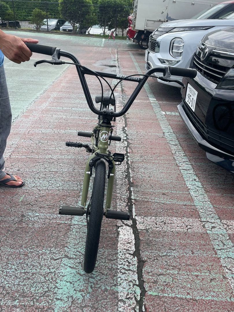 モーテルワークス20インチ BMX 引き取り希望