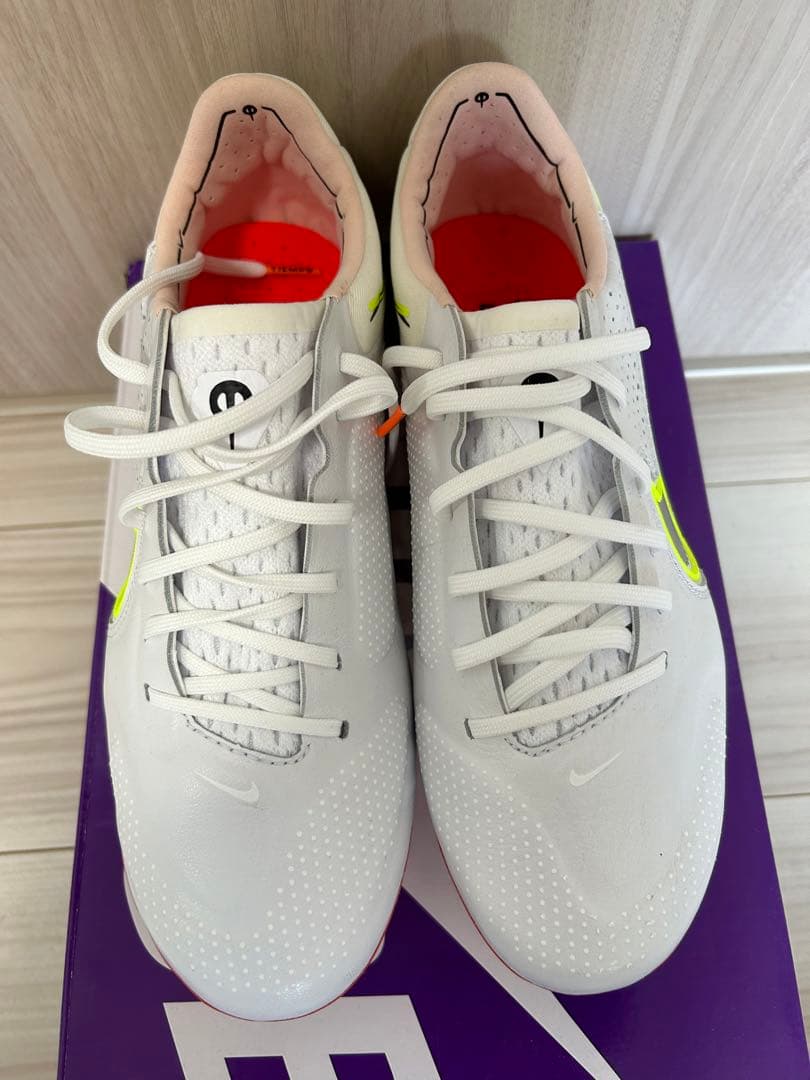 【新品未使用】ナイキティエンポレジェンド9 FG 24.5センチ