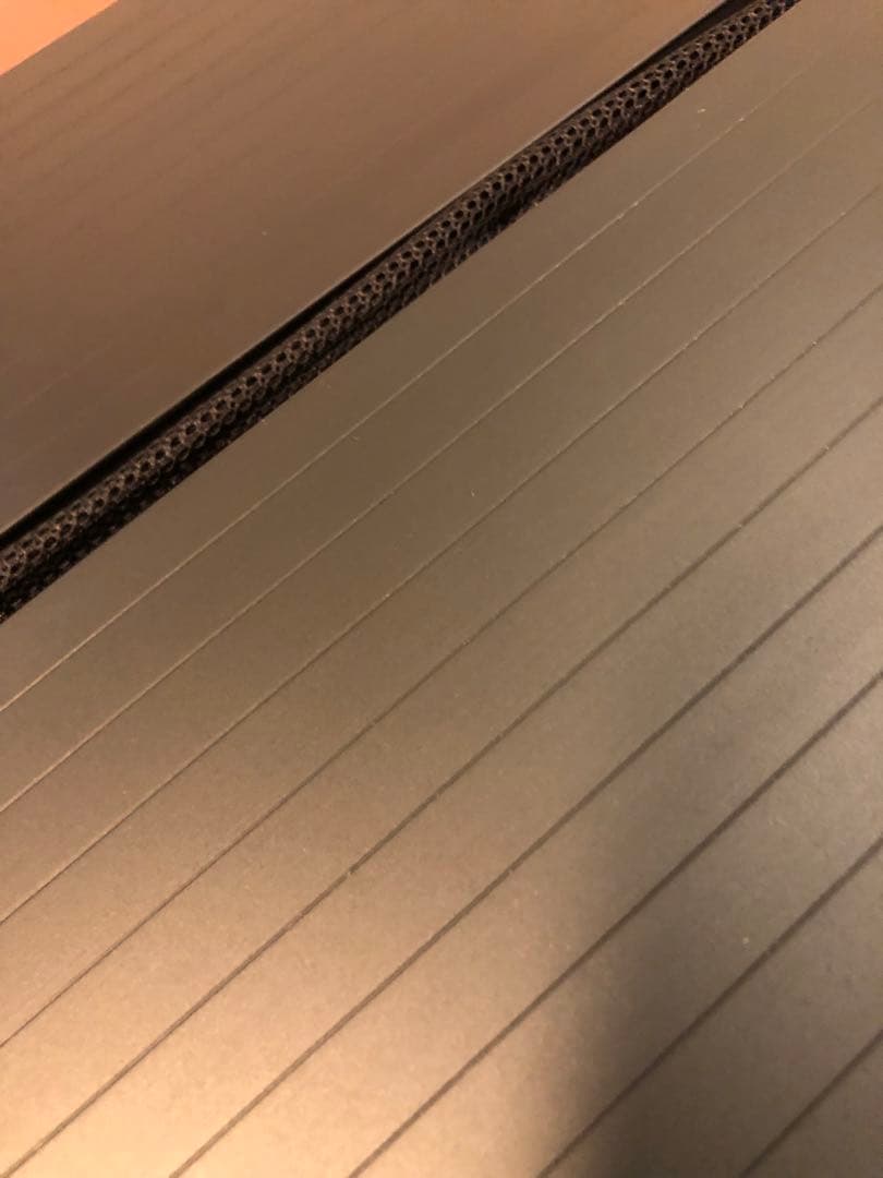 ベルン　フラットテーブル