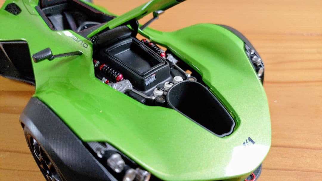 1/18　ミニカー　オートアート　BAC　MONO　AUTOart　ロータス