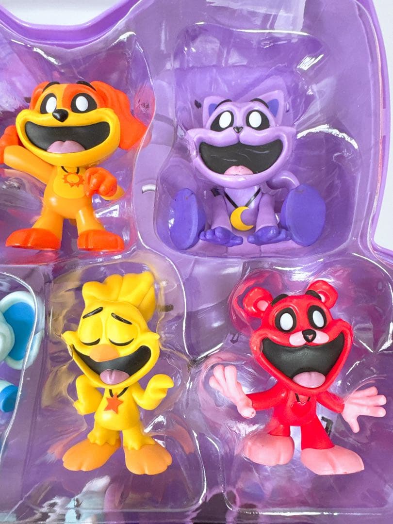 Poppy Playtime　スマイリングクリッターズ　フィギュア