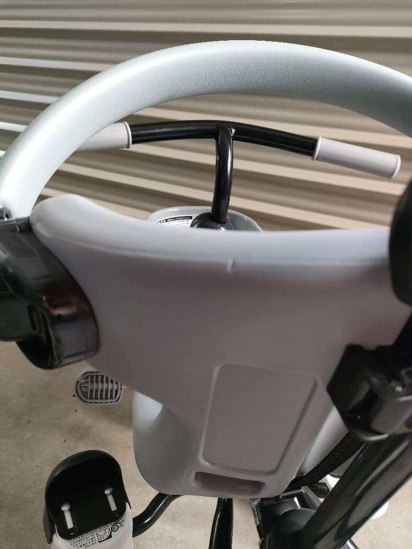 美品　ides 折りたたみおさんぽコンポ　折りたたみ三輪車　グレー　説明書箱付き