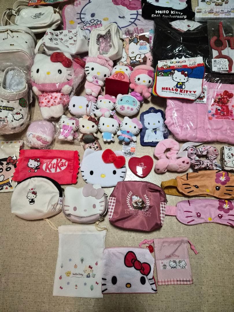 ハローキティグッズ まとめ売り 60点以上セット