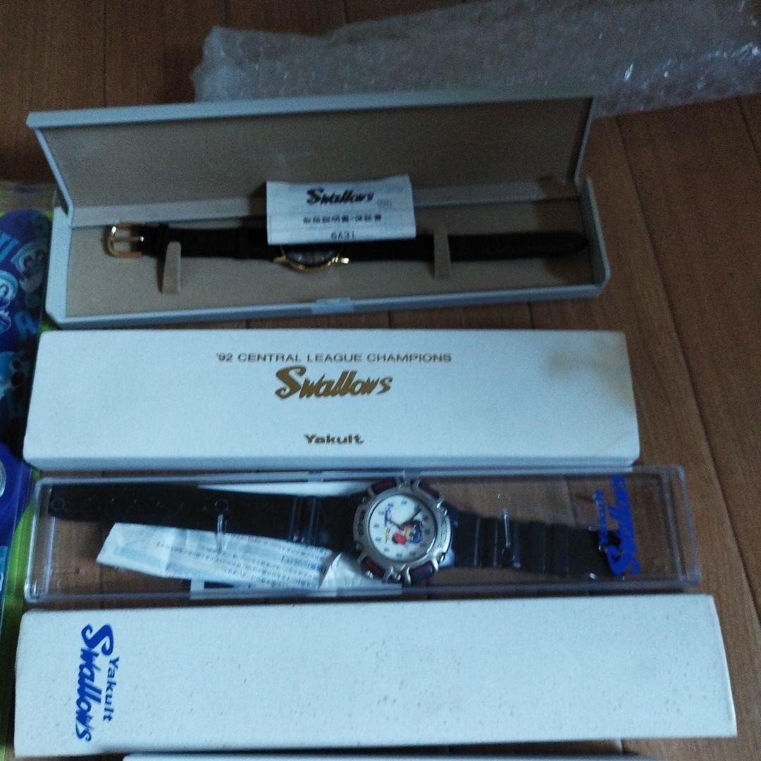 Yakult スワローズ スマートウォッチ　レアの時計も