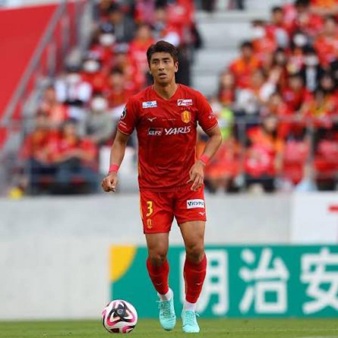 【開幕前値下げ】名古屋グランパス　2024年モデル　背番号3 ハ・チャンレ選手