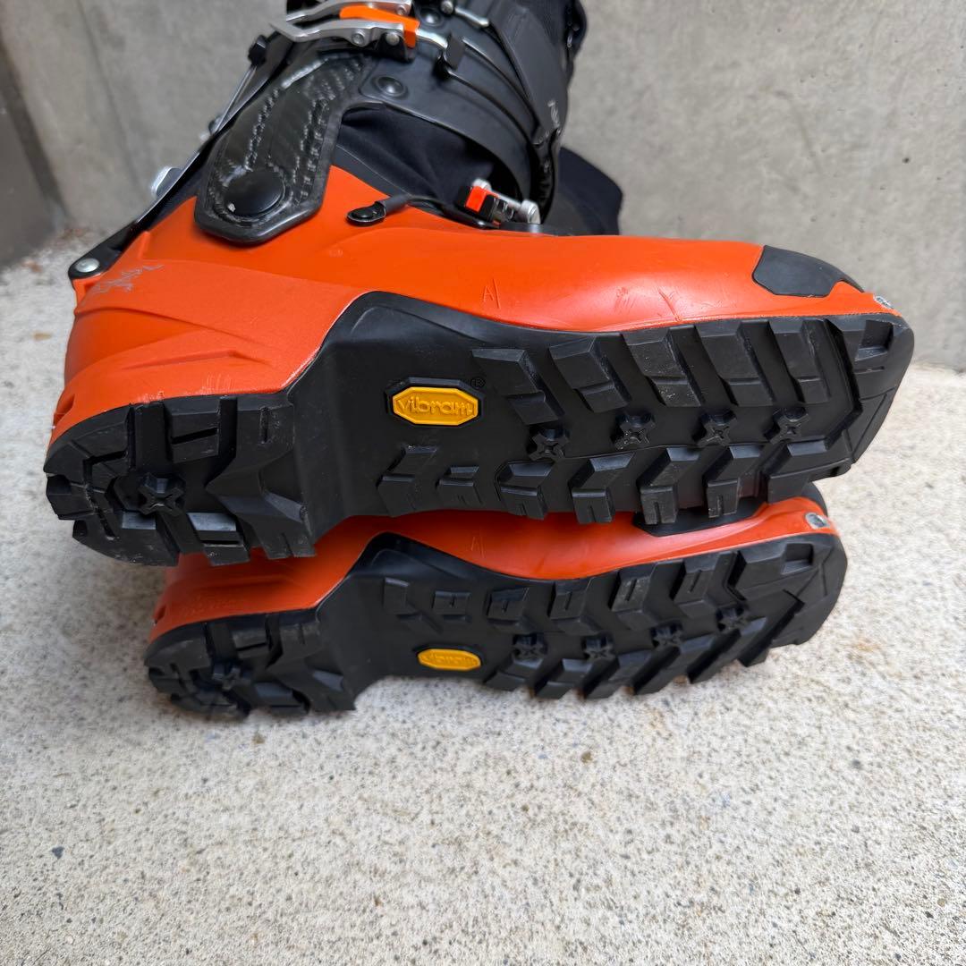 アークテリクス Procline Carbon Lite Boot 25.5cm