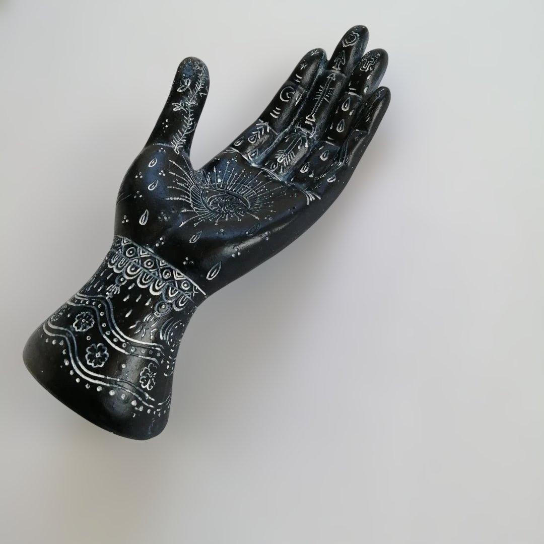 黒い手の置物 ハンドオブジェ