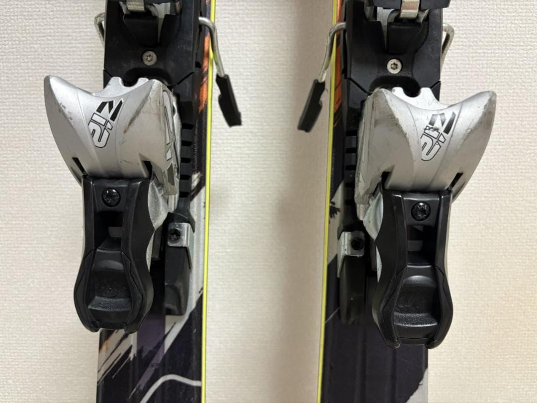 Salomon 24 MUSTANG + Z12 Speed スキー板