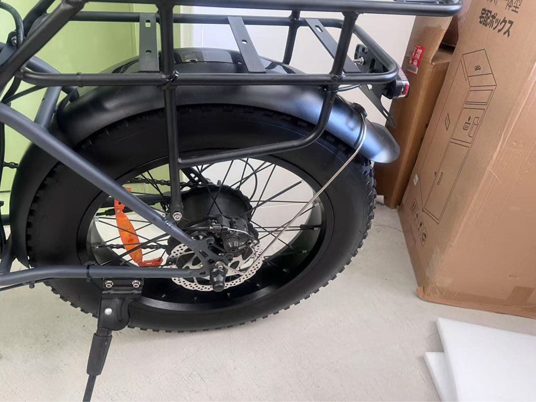 ファットバイク20インチ折り畳みビーチクルーザー自転車 FATBIKE 7段変速