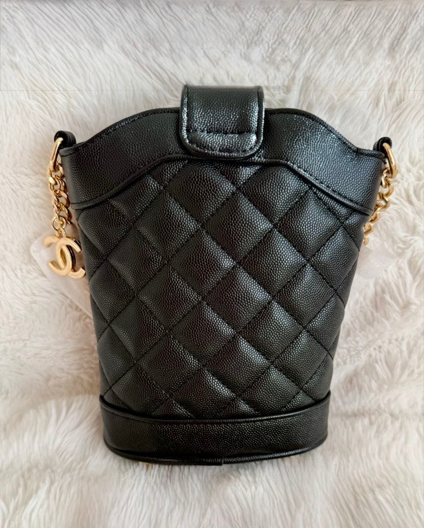 向日葵　22日のみ　CHANEL ノベルティ　キルティング　 ハンドバッグ