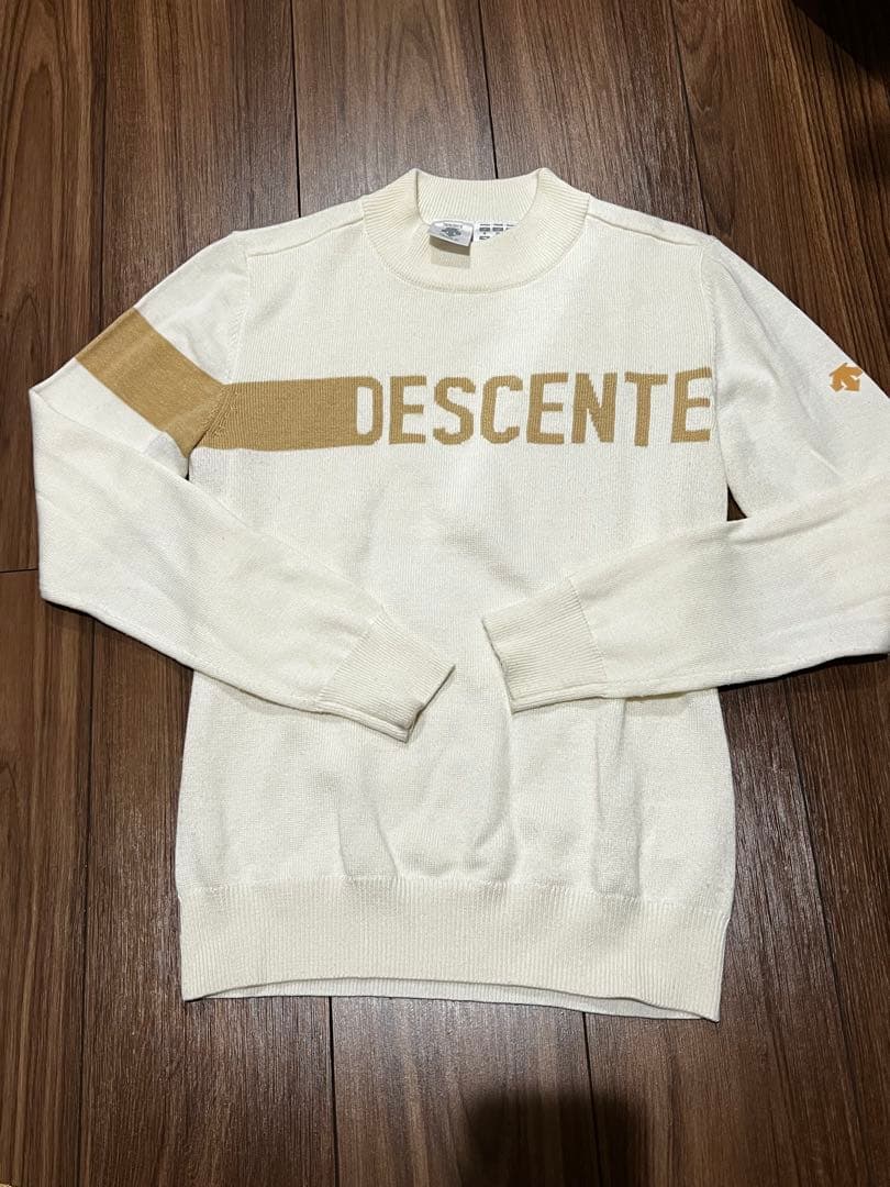 DESCENTE セーター・スカートセット　セットアップ デサントゴルフ