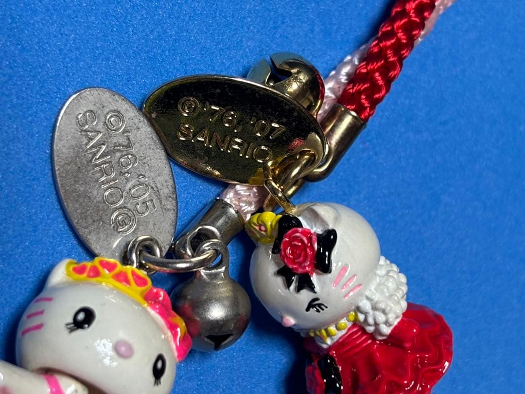 ハローキティ　USJ限定　ストラップ　根付け