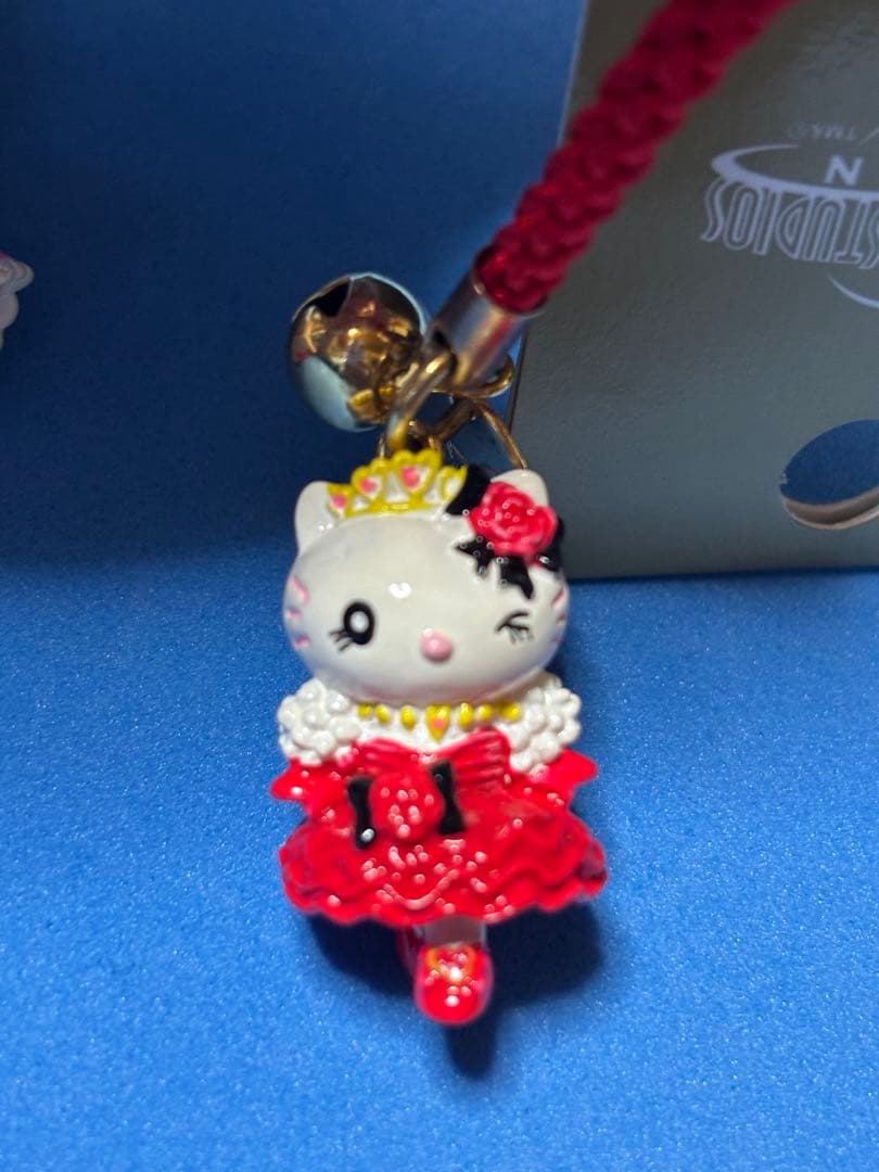 ハローキティ　USJ限定　ストラップ　根付け