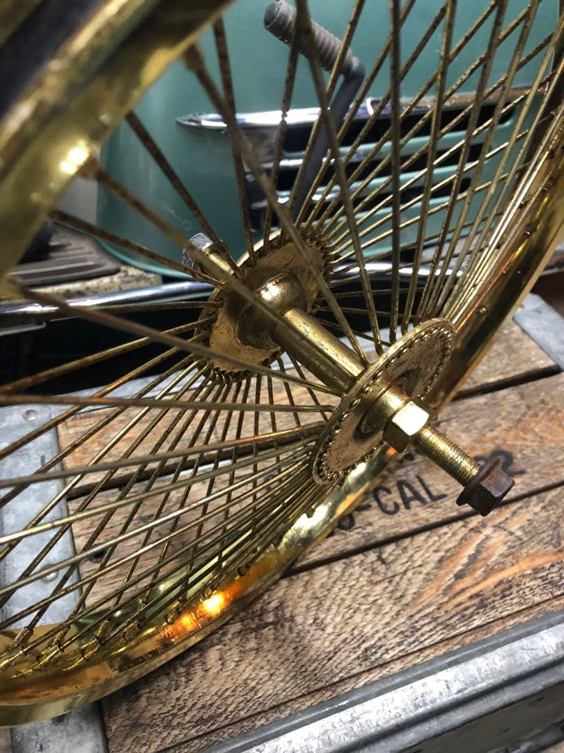 Lowrider ローチャリ 　SCHWINN ホイール　16インチ　フロント