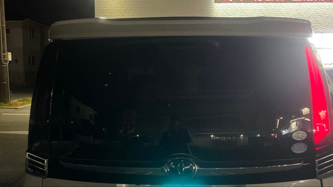 エスクァイア ヴァレンティ テールランプ　ジャンク