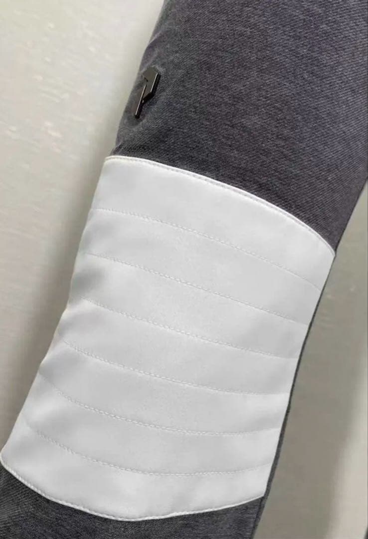 スキーウェア 女性用 グレー/ホワイト/ブラック