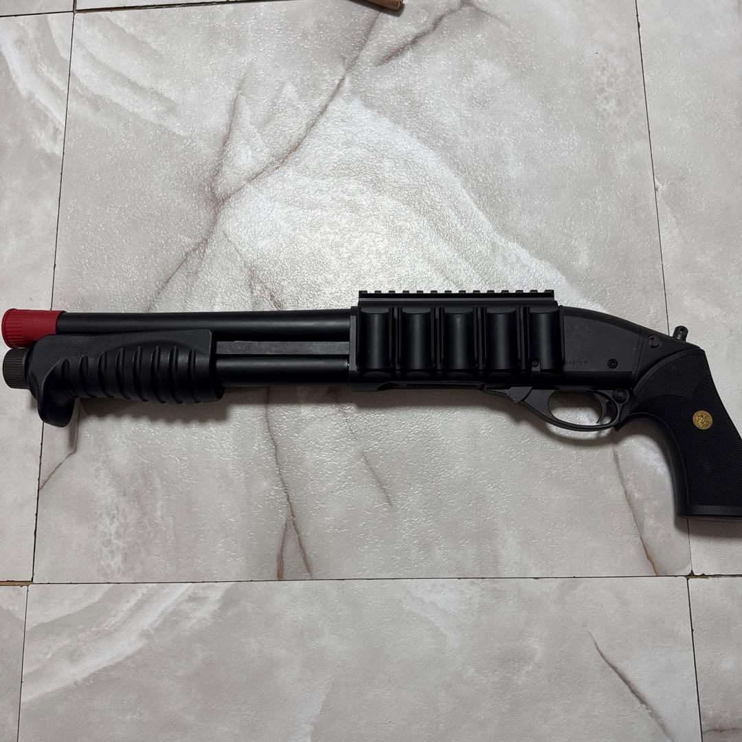 東京マルイ　M870ブリーチャー マガジン7本付き