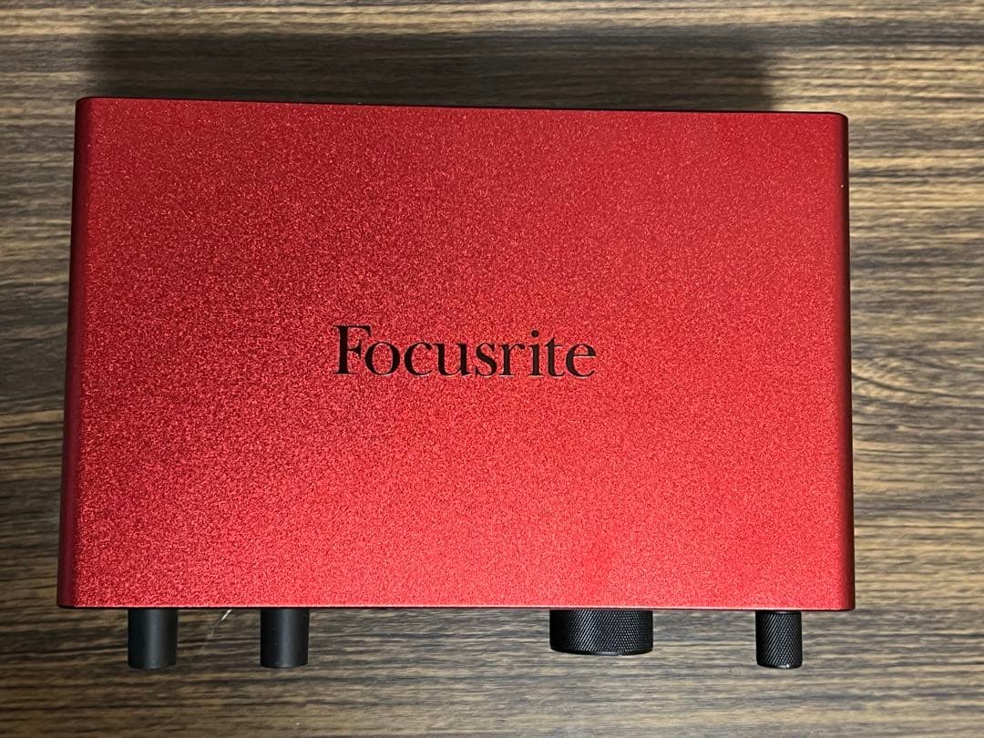 即発送 Focusrite scarlett 4i4 未使用