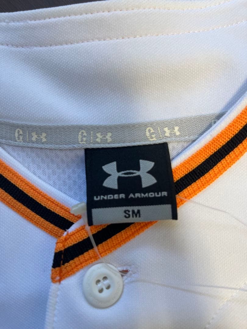 ^^ 読売ジャイアンツ ユニフォーム 坂本隼人　アンダーアーマー　未使用