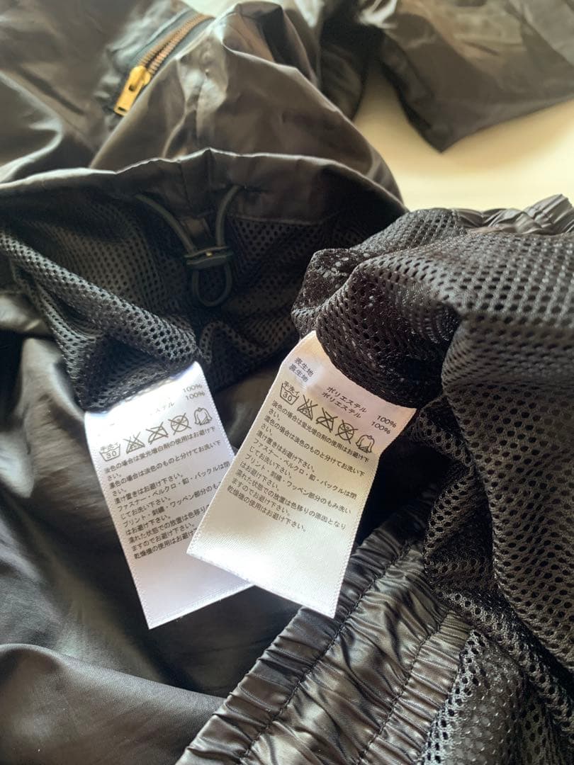 adidasゴールドジャージ