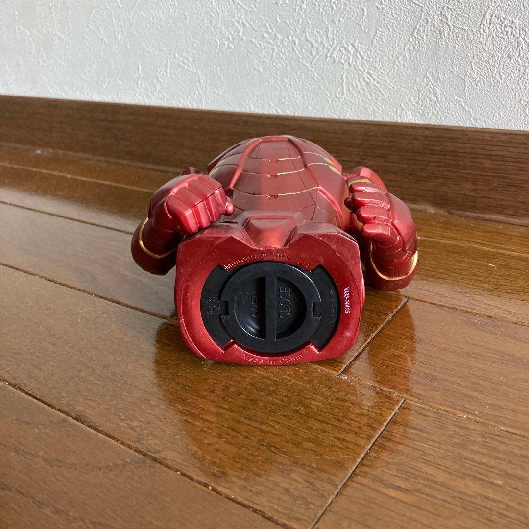 アイアンマン　バットマン　スーパーマン　ヴェノム　アメコミフィギュアセット 4体