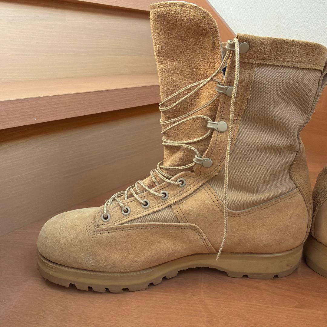 BELLEVILLE ベージュ ミリタリーブーツ