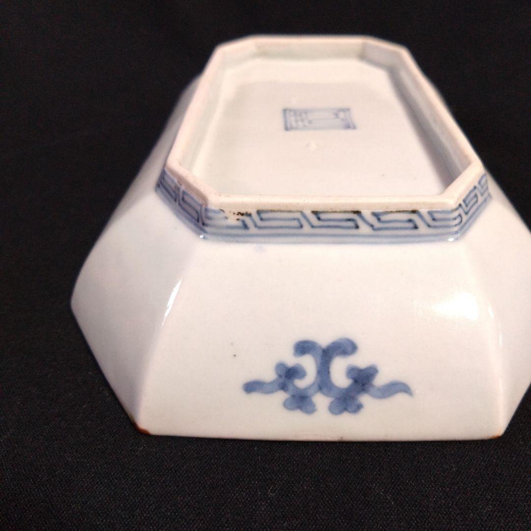 藍柿右衛門唐獅子雪輪文隅切長皿