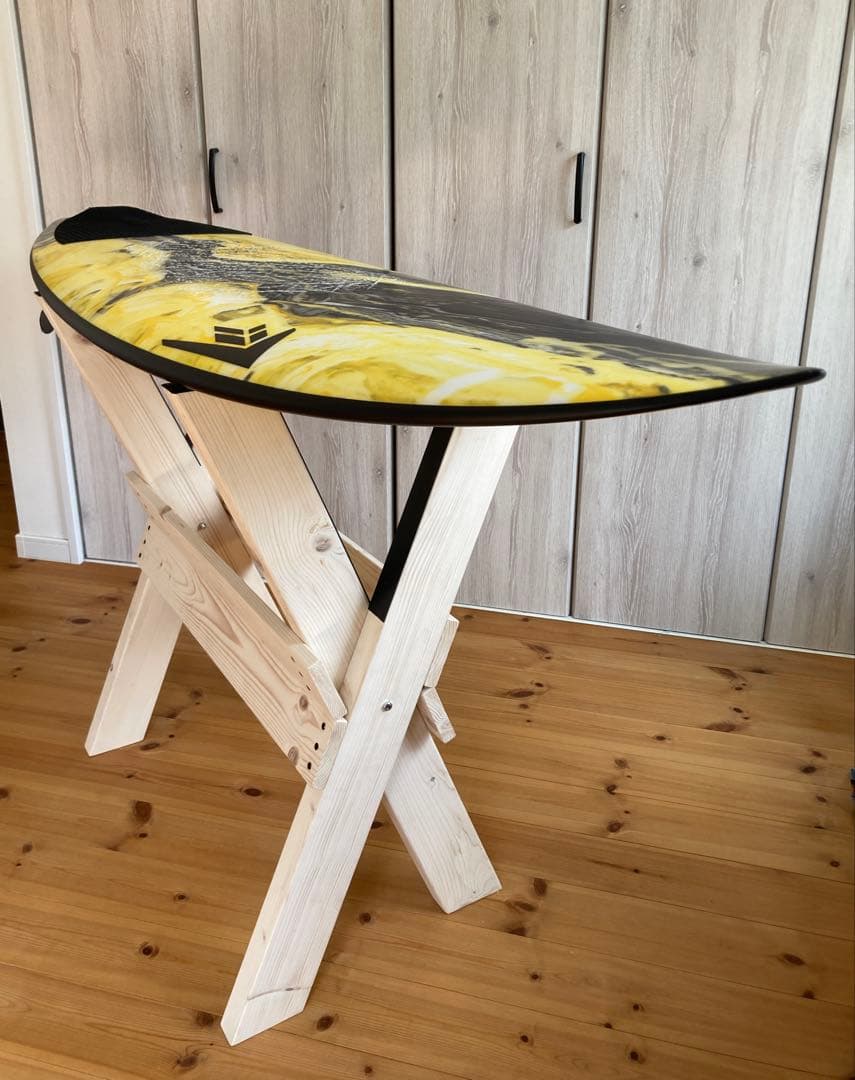 2日間限定値下げ！開閉式！木製サーフボード用メンテナンススタンド　スタンドラック