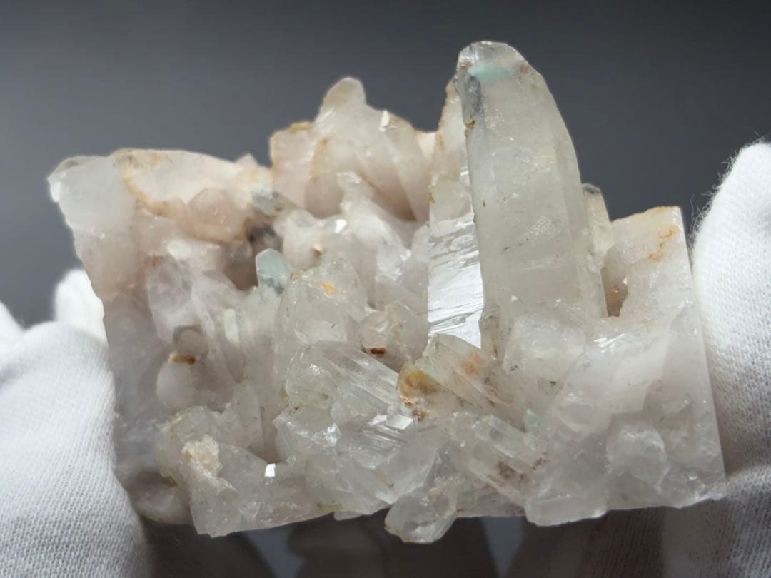 アホー石　アホイト　アホアイト　大きな水晶クラスター　メッシーナ産　天使の石