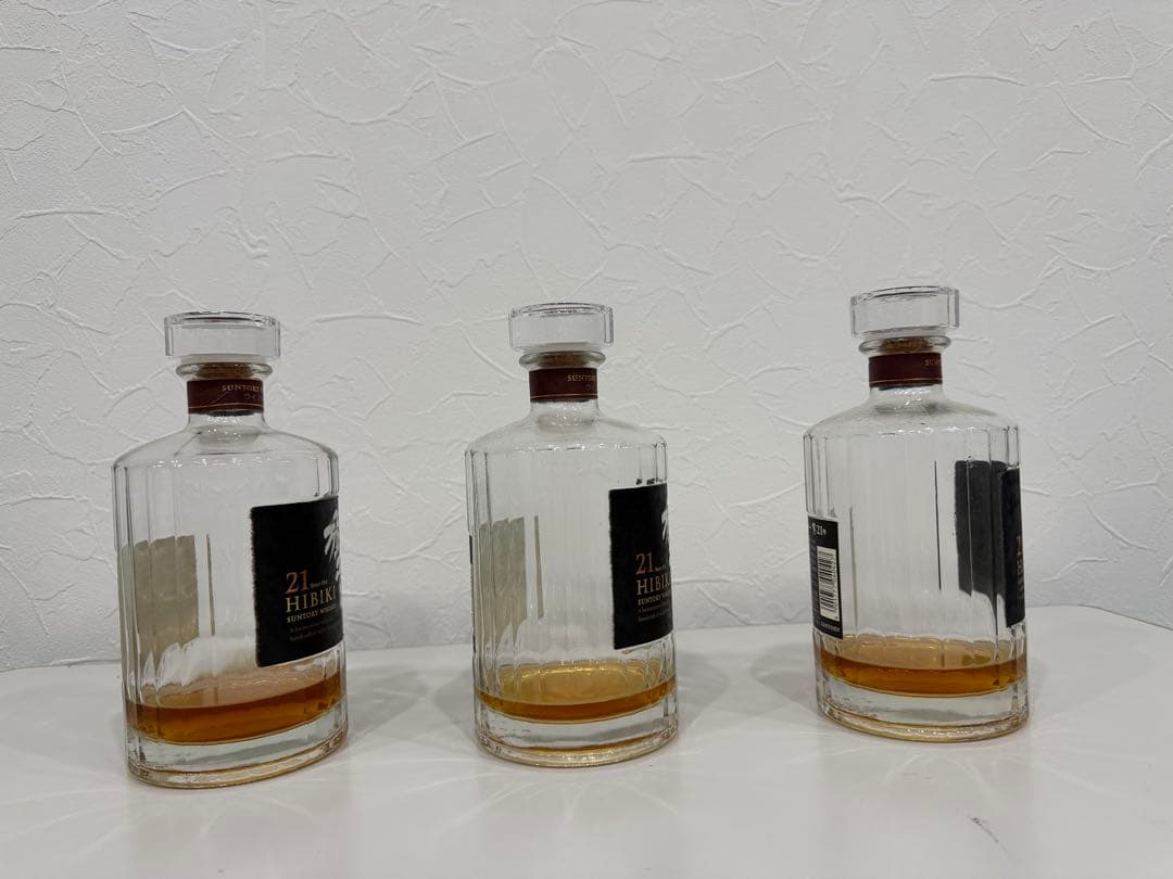 響 21年 ウイスキー 空瓶