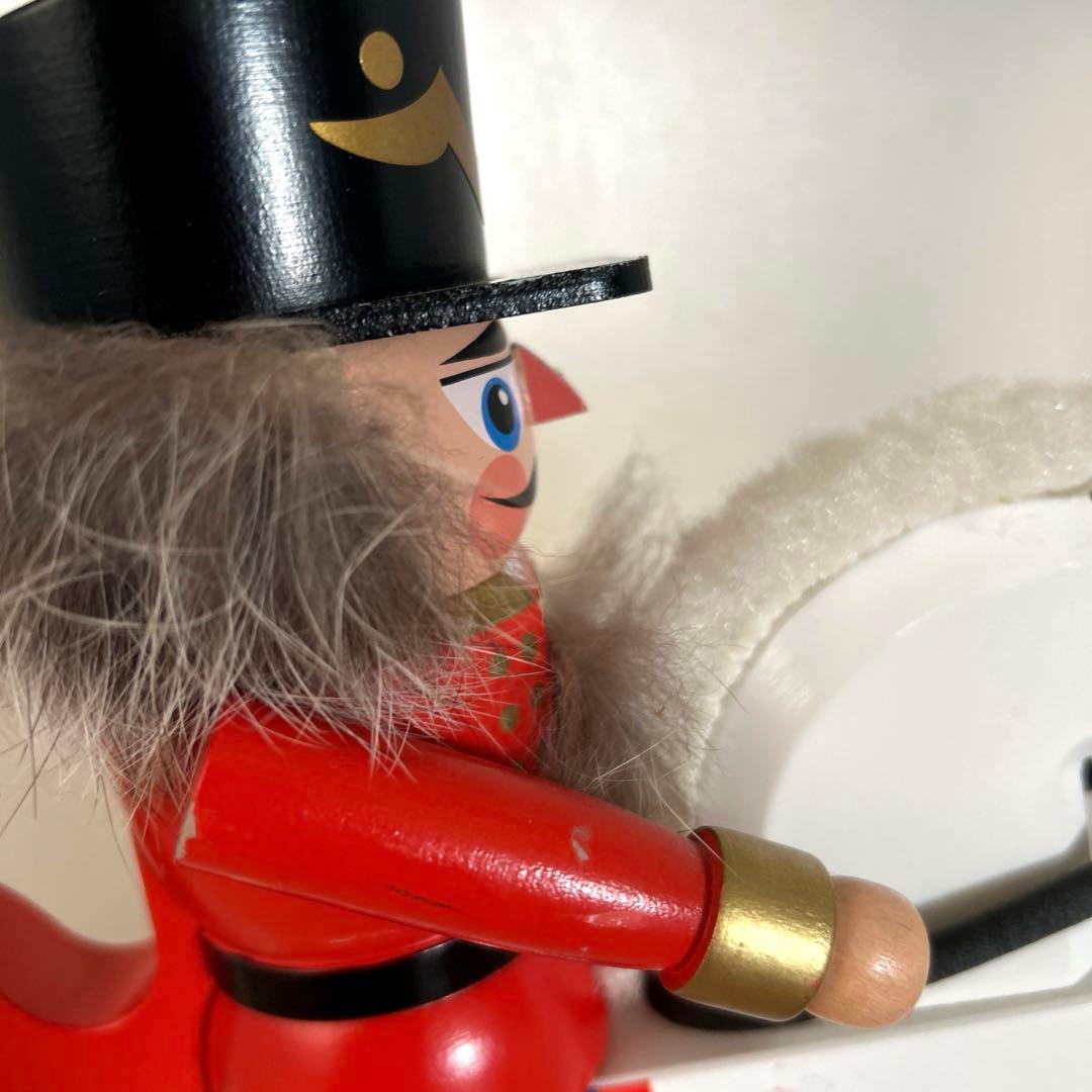 くるみ割り人形　ドイツ　木工　木のおもちゃ　エルダー　クリスマス